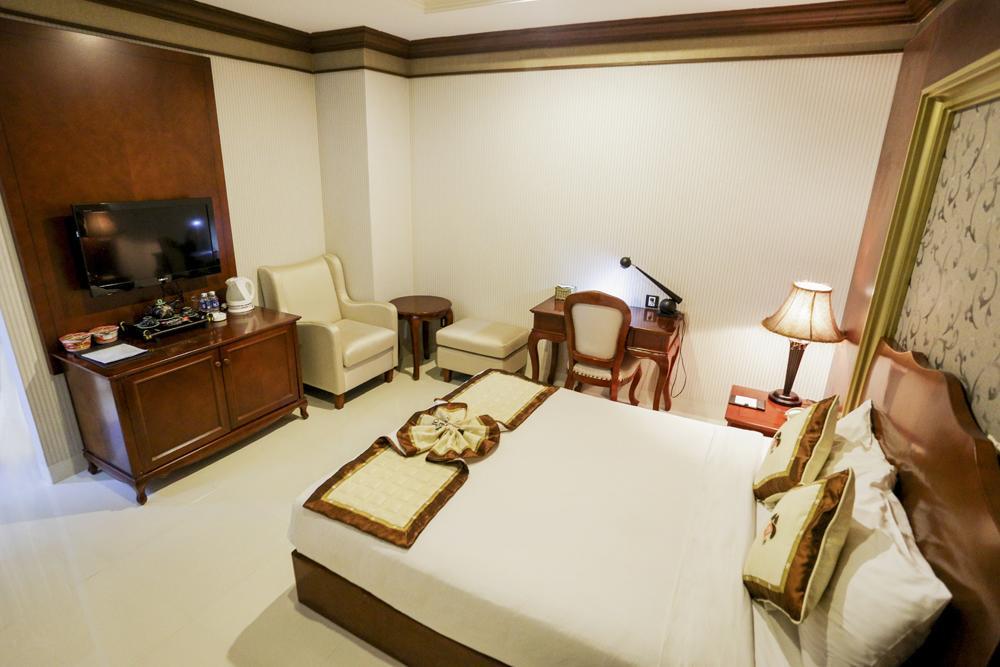 Seventeen Saloon Hotel Da Nang Exterior foto