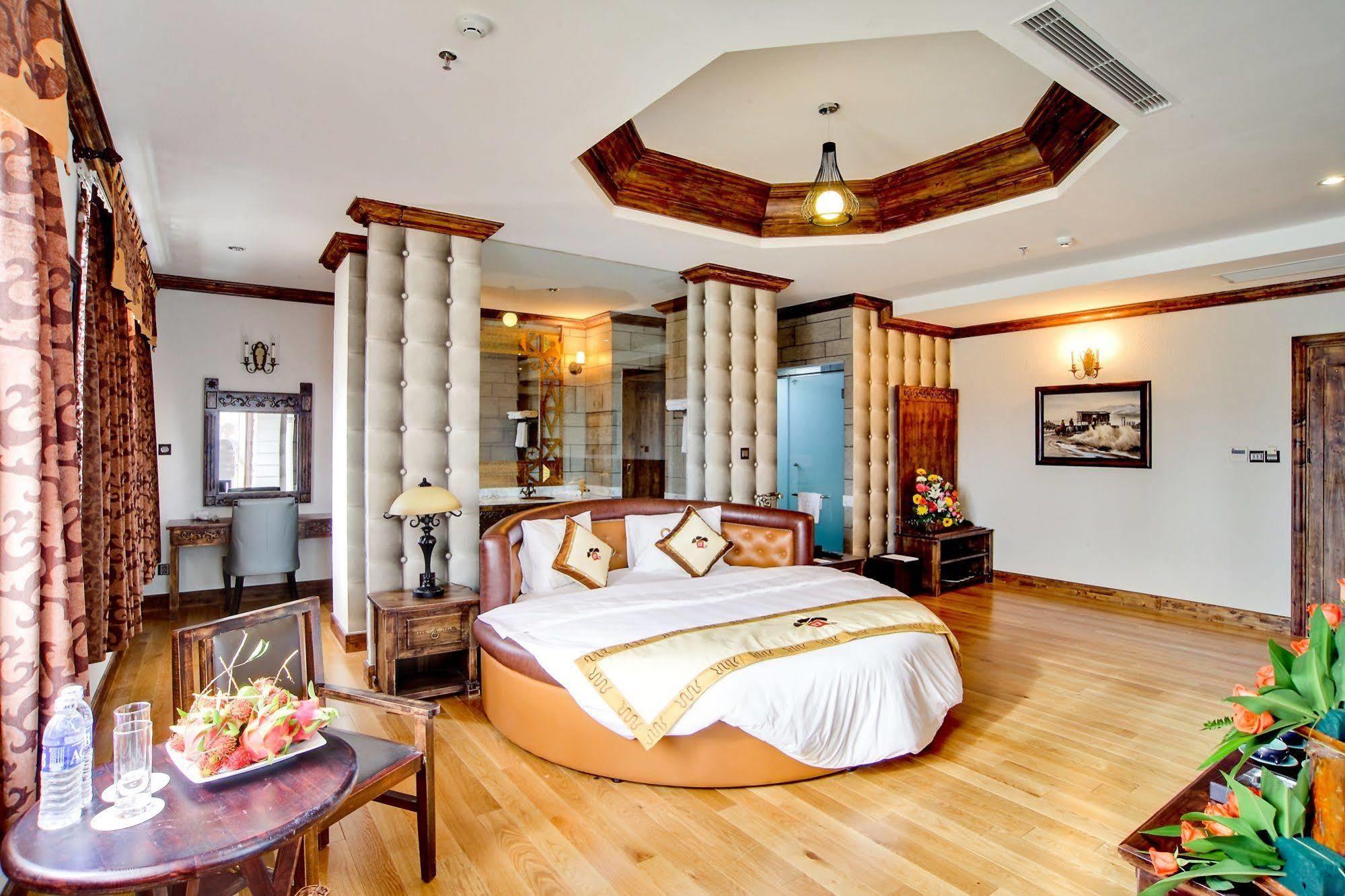 Seventeen Saloon Hotel Da Nang Exterior foto